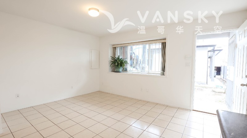 260316113311_2.living room.jpg